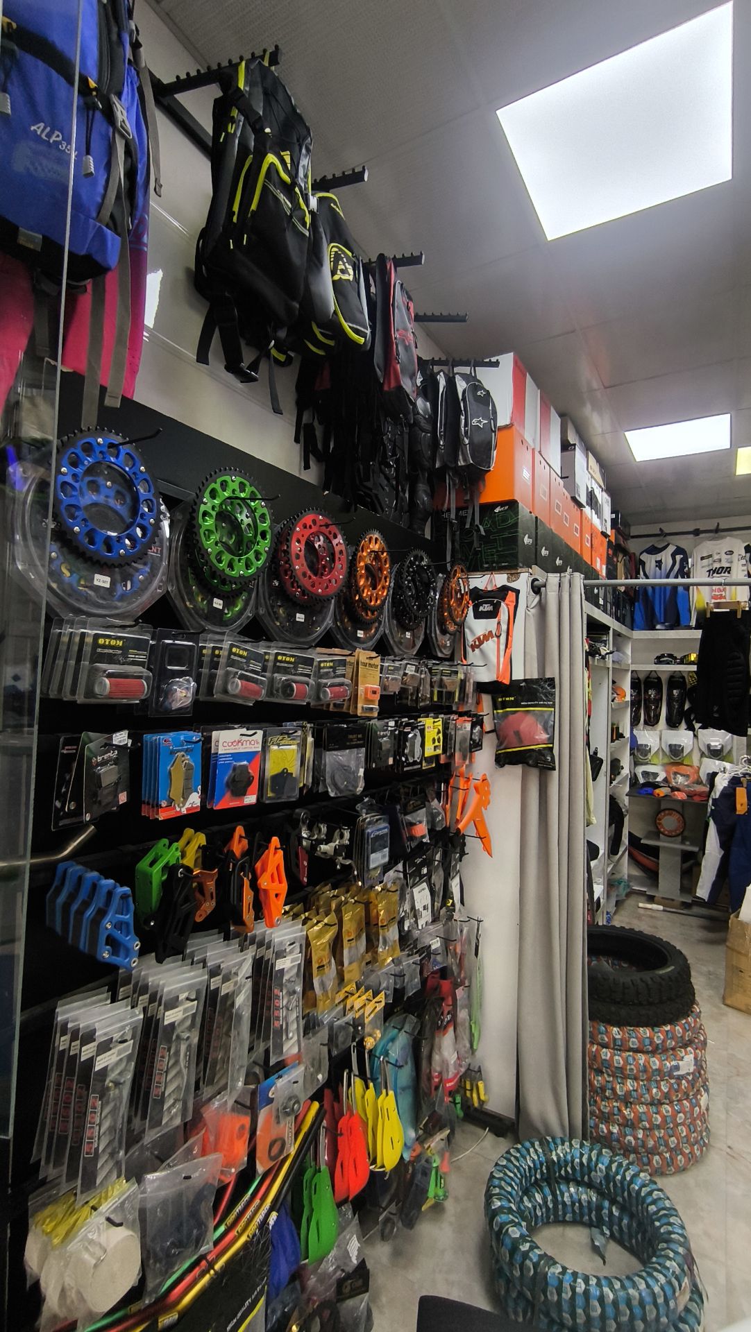 enduro_market_soltani در {"id":2030,"name":"\u0647\u0634\u062a\u06af\u0631\u062f","lat_long_center":"35.9644776,50.6808683","province_id":5,"county_id":null,"sector_id":null,"code":null,"short_code":null,"status":true,"approve":true}