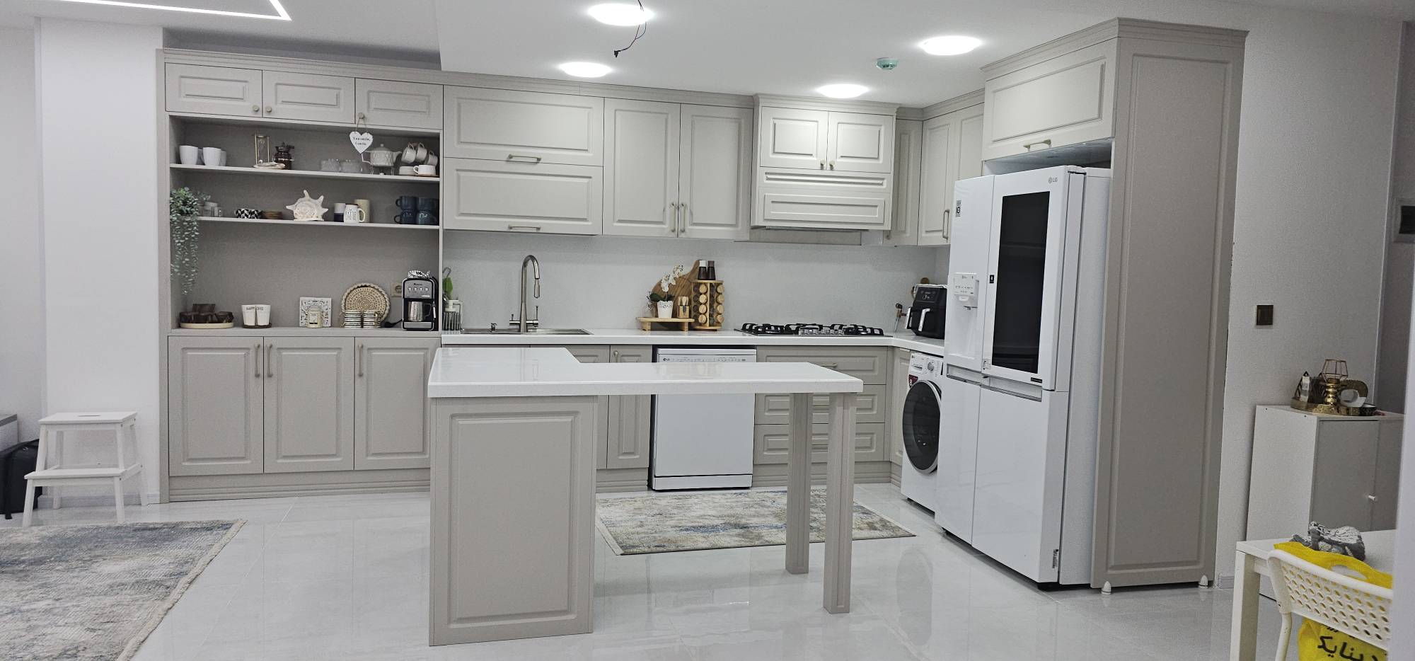 نمایشگاه کابینت دیاموند در {"id":2477,"name":"\u0634\u06cc\u0631\u0627\u0632","lat_long_center":"29.6060218,52.5378041","province_id":17,"county_id":null,"sector_id":null,"code":null,"short_code":null,"status":true,"approve":true}